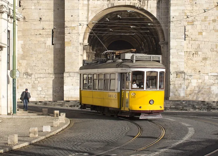 Jupiter - Rooftop & ホテル