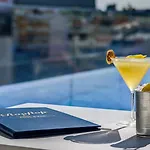 Jupiter - Rooftop & Otel