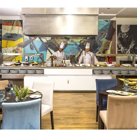 Jupiter - Rooftop & Hotell Lisboa