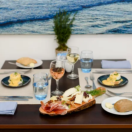 Jupiter - Rooftop & 4* Lisbon