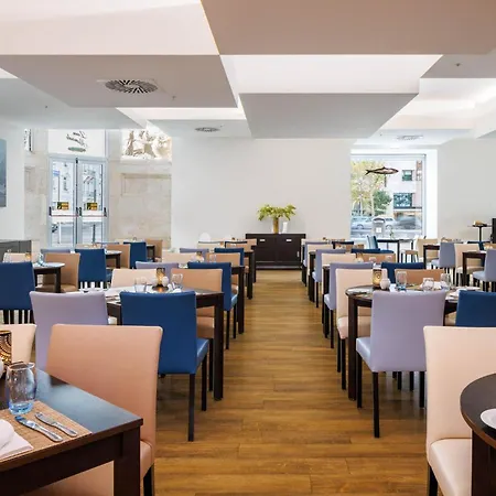 Hotel Jupiter - Rooftop & Lissabon
