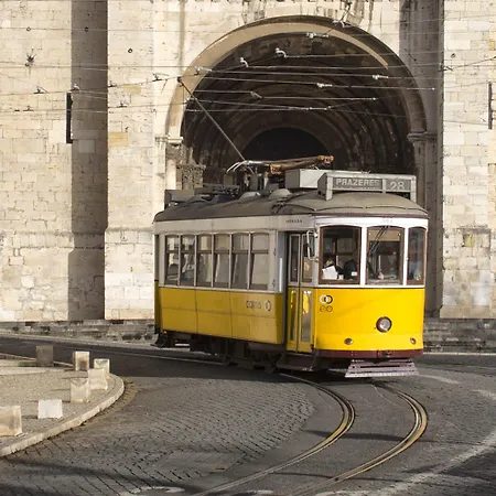 Jupiter - Rooftop & Hotell