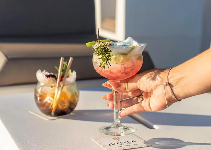 Hotel Jupiter - Rooftop & 4*