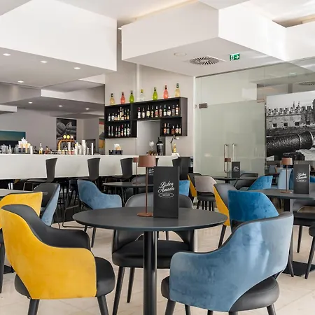 Jupiter - Rooftop & 4*