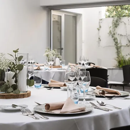 Jupiter - Rooftop & Hotel