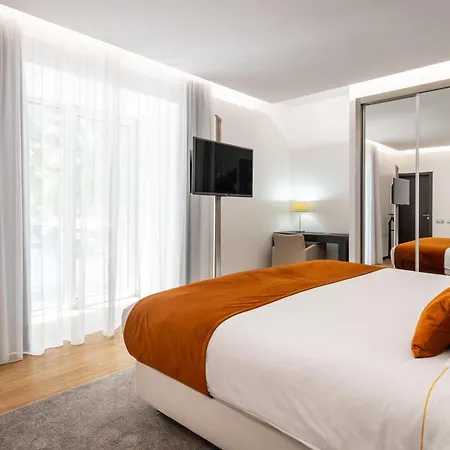 Jupiter - Rooftop & 4* Lisbon