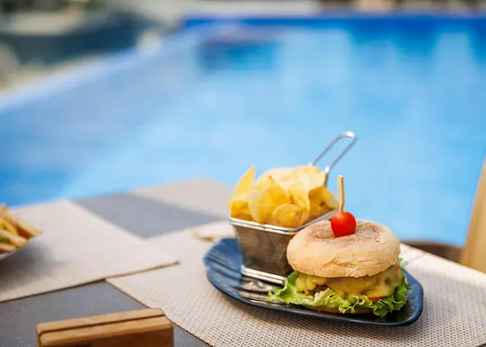 Hotel Jupiter - Rooftop & 4*