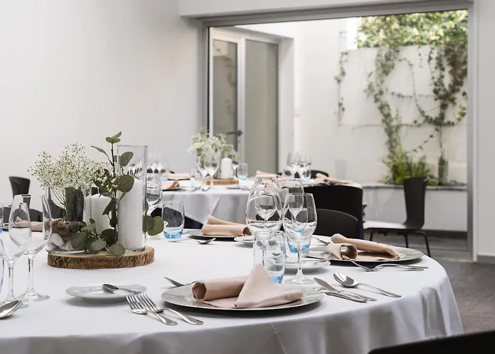 Jupiter - Rooftop & Hotel